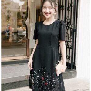Đầm suông tay ngắn cổ thuyền kết hạt và hoa sang trọng - 2743, ảnh 2